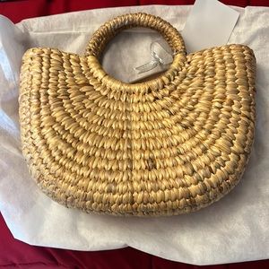 Wicker straw bag.